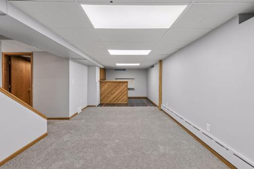 20635 Hughes Avenue W, Lakeville, MN 55044