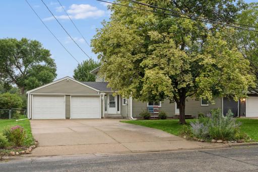 20635 Hughes Avenue W, Lakeville, MN 55044