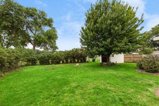 20635 Hughes Avenue W, Lakeville, MN 55044