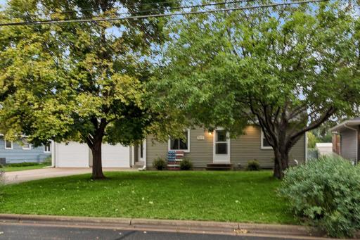 20635 Hughes Avenue W, Lakeville, MN 55044