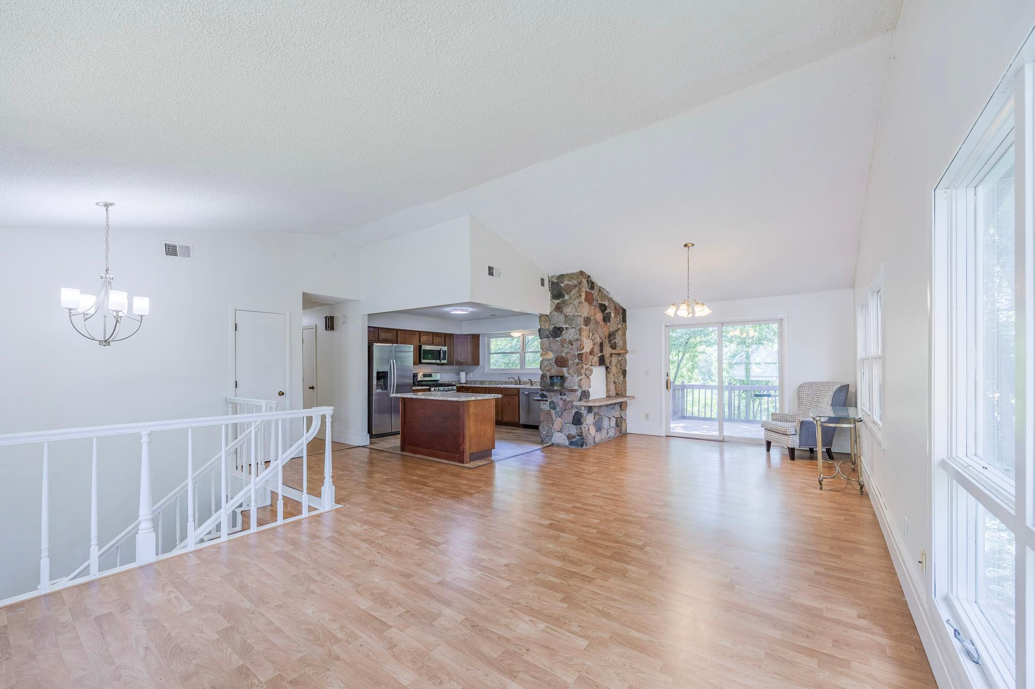LivingandDiningroom.jpg