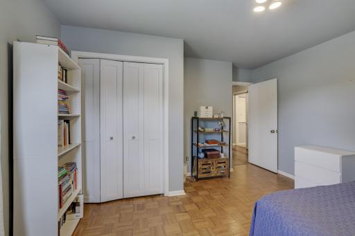 4541 Heritage Hills Circle, Bloomington, MN 55437
