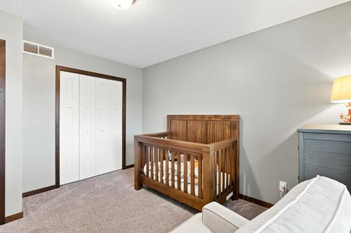 23 Interior Bedroom 3.jpg