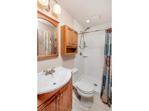 1801 River Hills Drive, Burnsville, MN 55337
