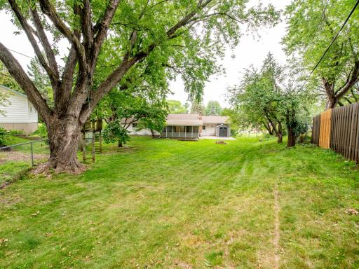 1801 River Hills Drive, Burnsville, MN 55337