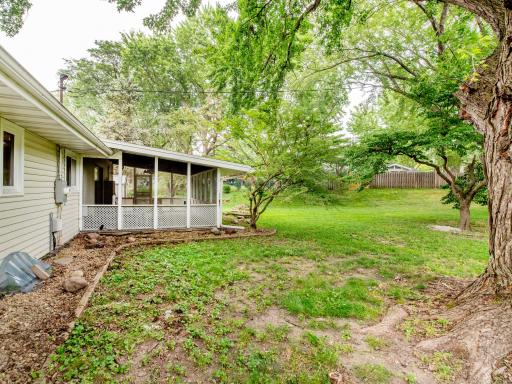 1801 River Hills Drive, Burnsville, MN 55337