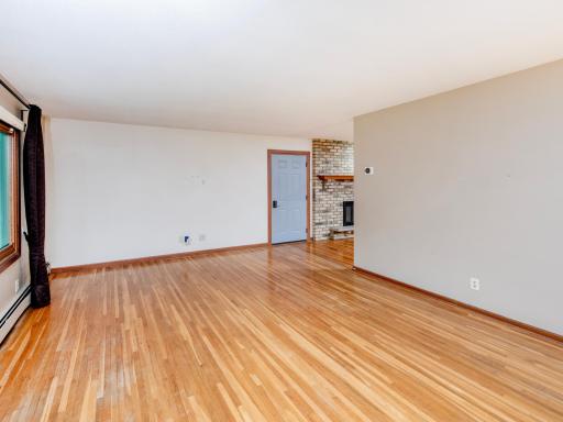 1801 River Hills Drive, Burnsville, MN 55337