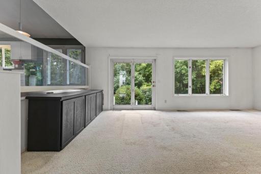 4526 137th Street W, Apple Valley, MN 55124
