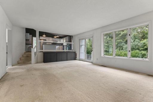4526 137th Street W, Apple Valley, MN 55124