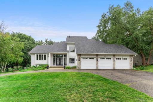 4526 137th Street W, Apple Valley, MN 55124