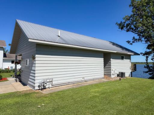 1907 S Lake Irving Drive SW, Bemidji, MN 56601