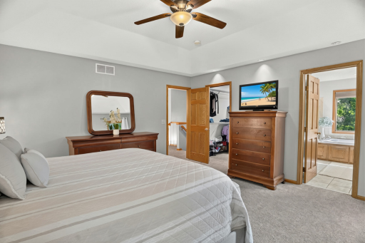 includes a walk-in closet,