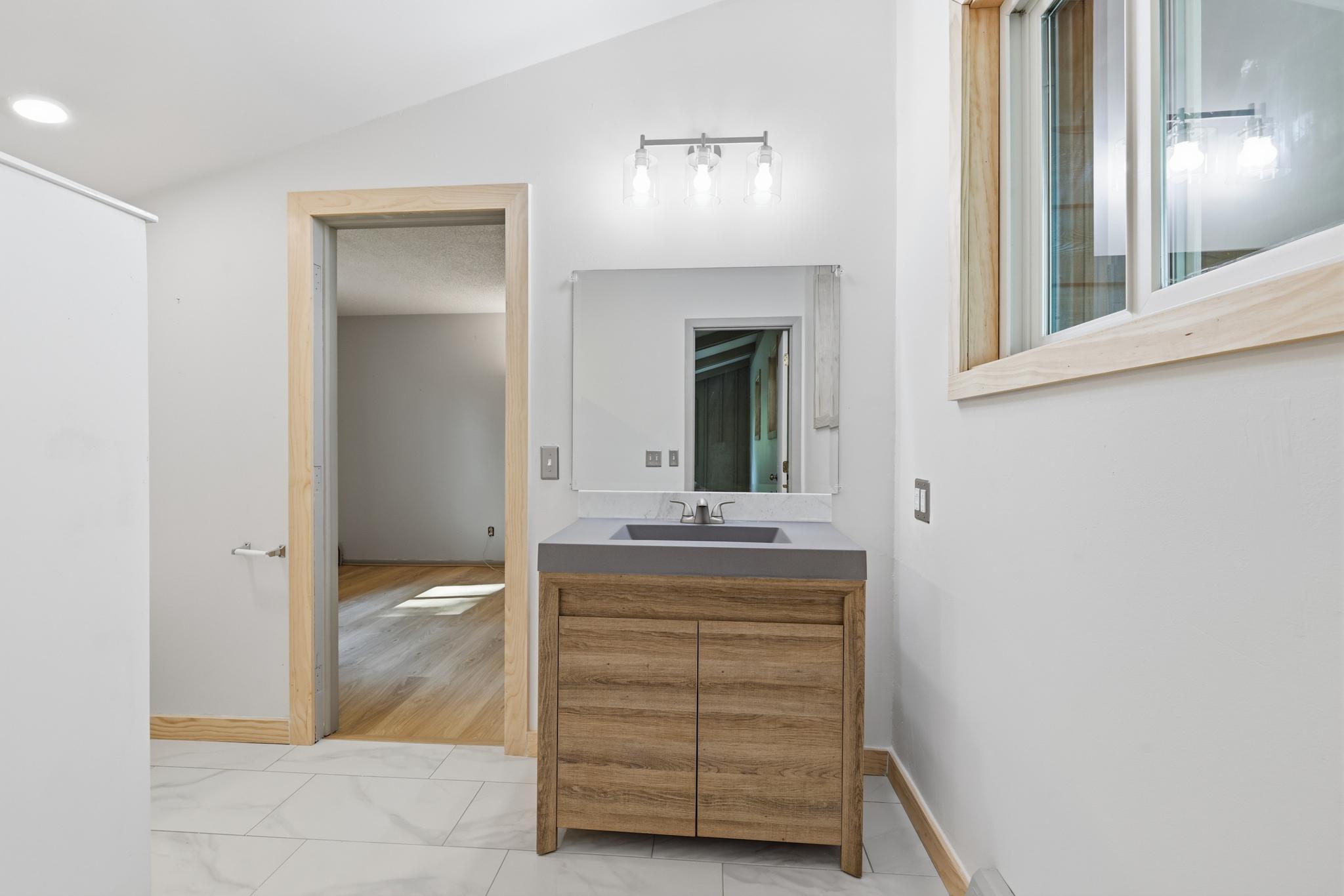 Brand new Full Bath off loft with pass through to 1 of 3 beds on upper level