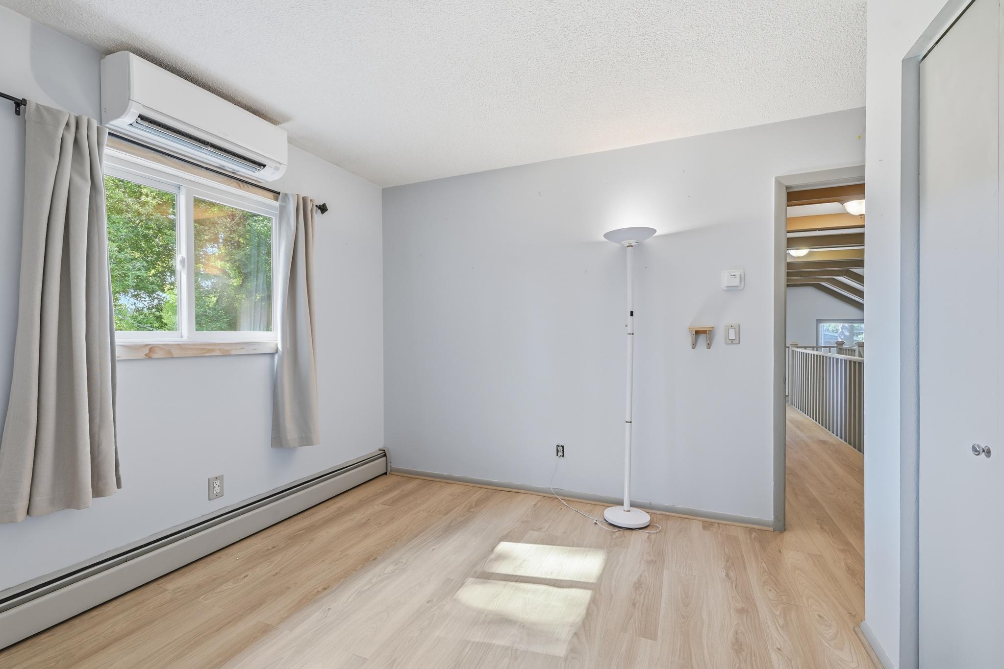 Upper Level Bedroom 1