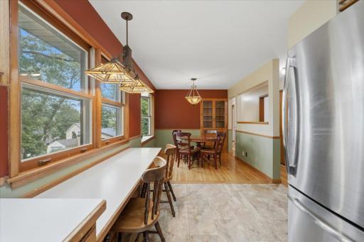 05-Kitchen.jpg