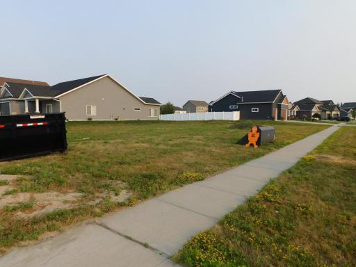 4015 49th Avenue S, Fargo, ND 58104