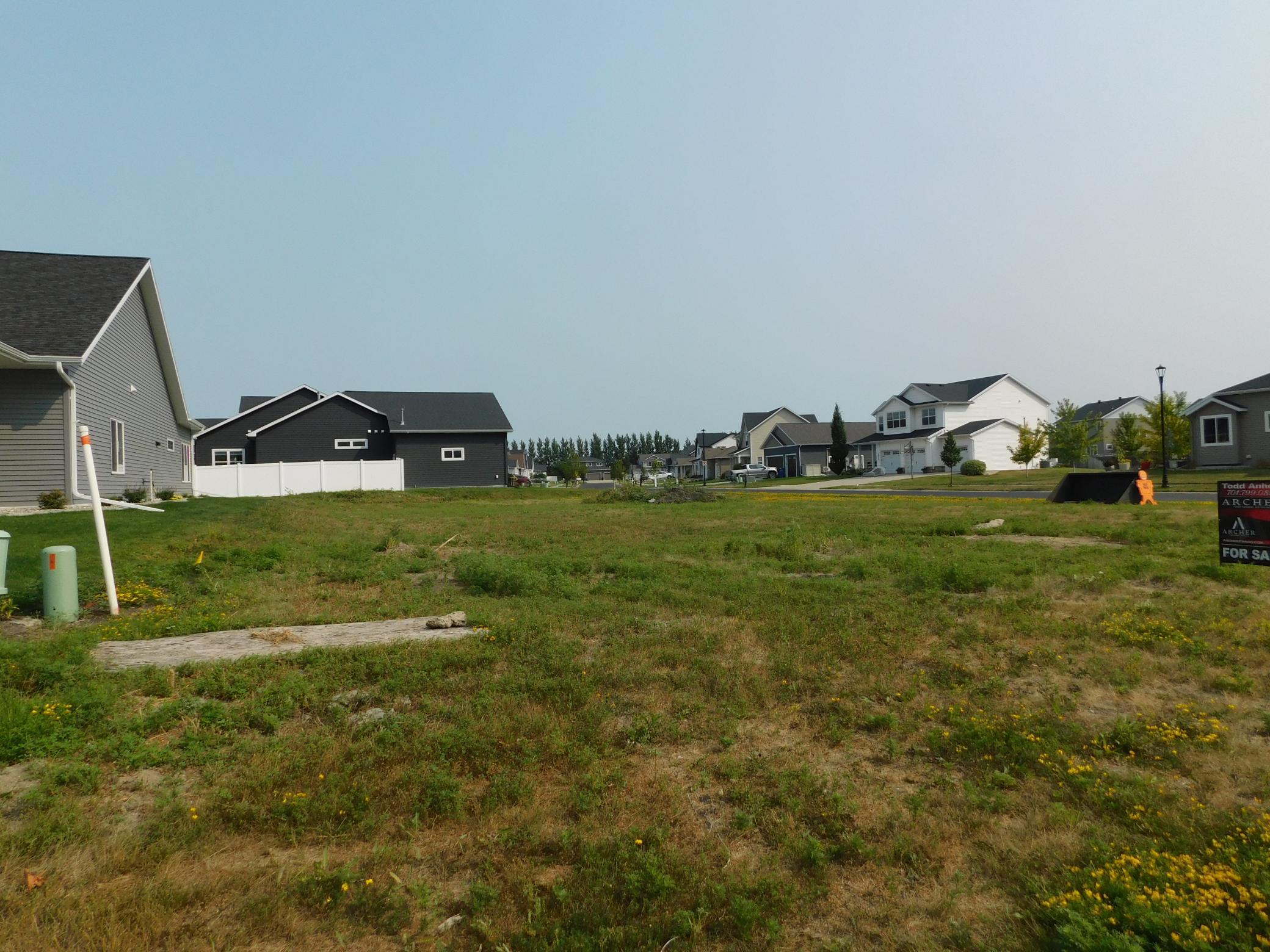 Property photo for 4015 49th Avenue S, Fargo, ND 58104