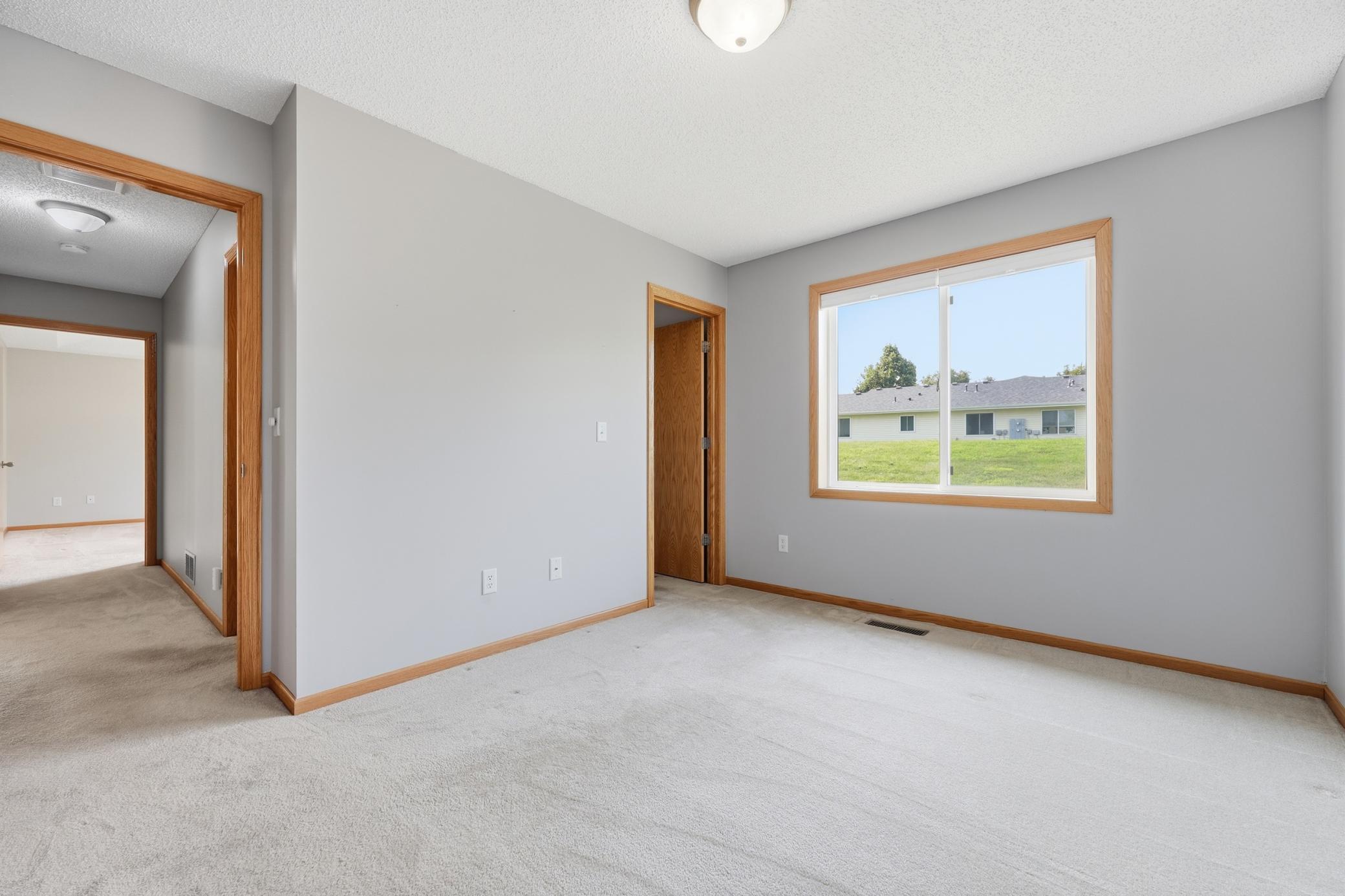 Bedroom 2 w/ walk in closet
