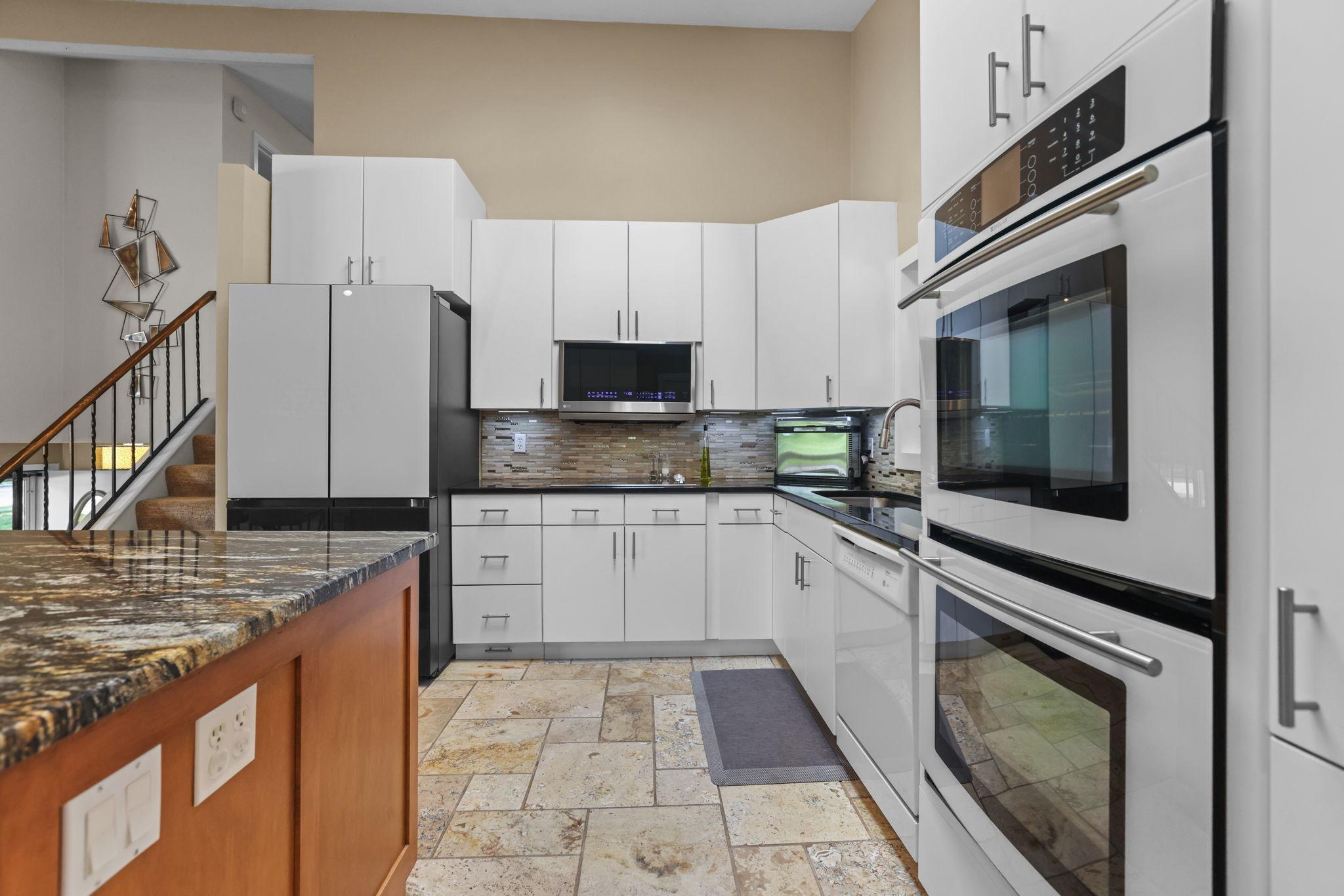 Lots of kitchen storage