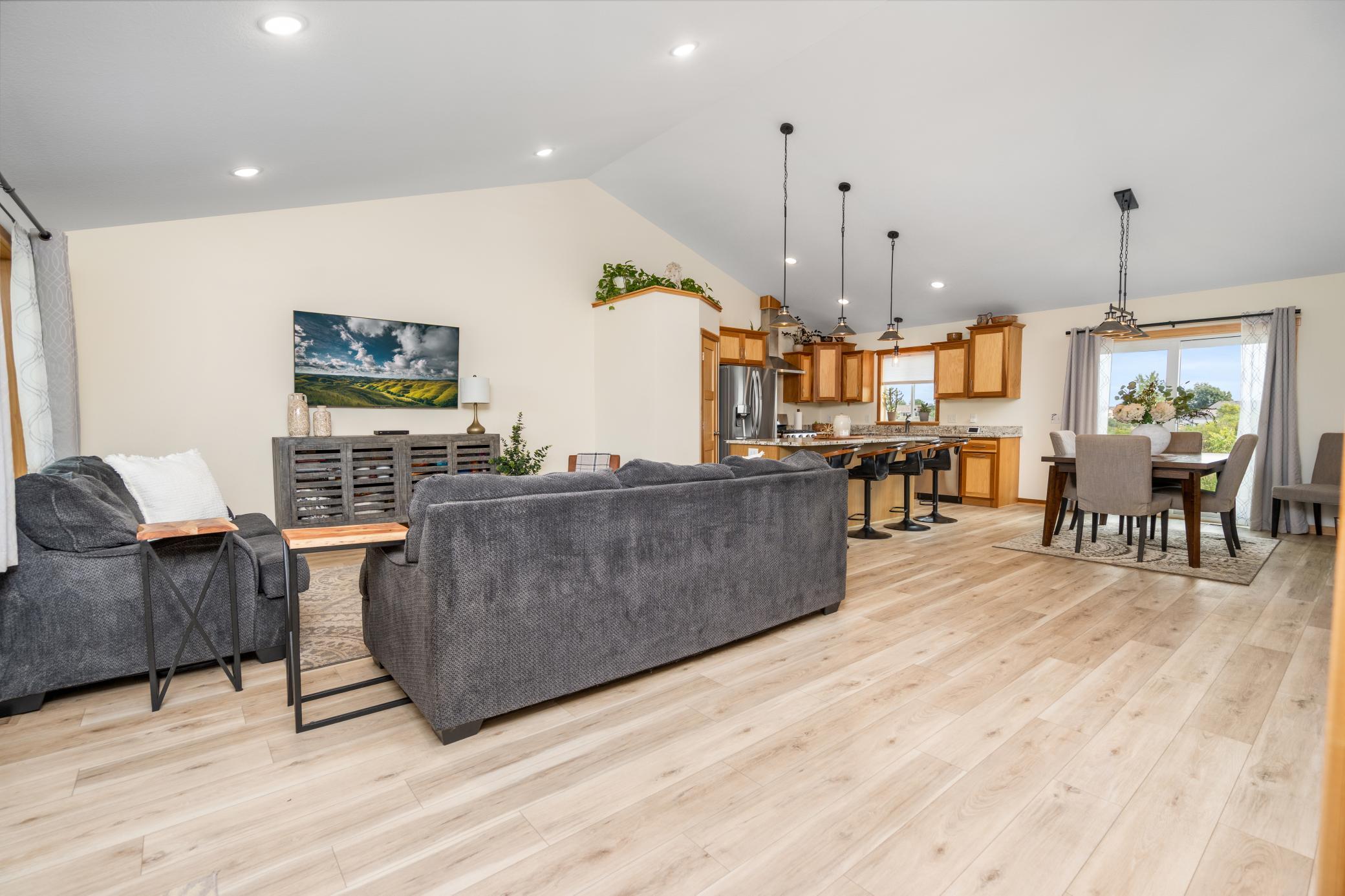 20260809_1312_KilldeerAve_Sartell_Interior_4.jpg