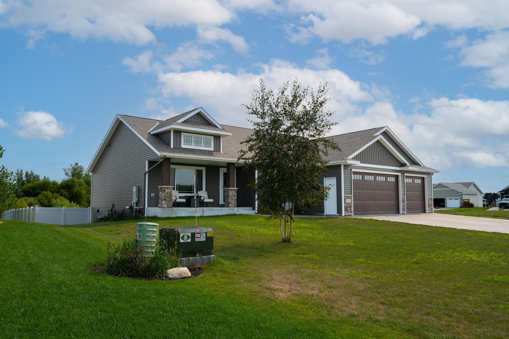 20260809_1312_KilldeerAve_Sartell_Exterior_3.jpg