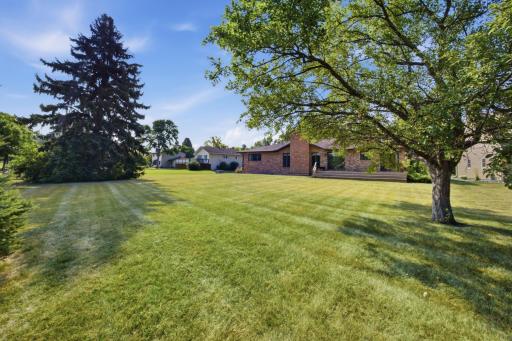 120 Prairiewood Drive S, Fargo, ND 58103