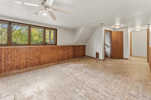 28957 Linden Avenue, Lindstrom, MN 55045