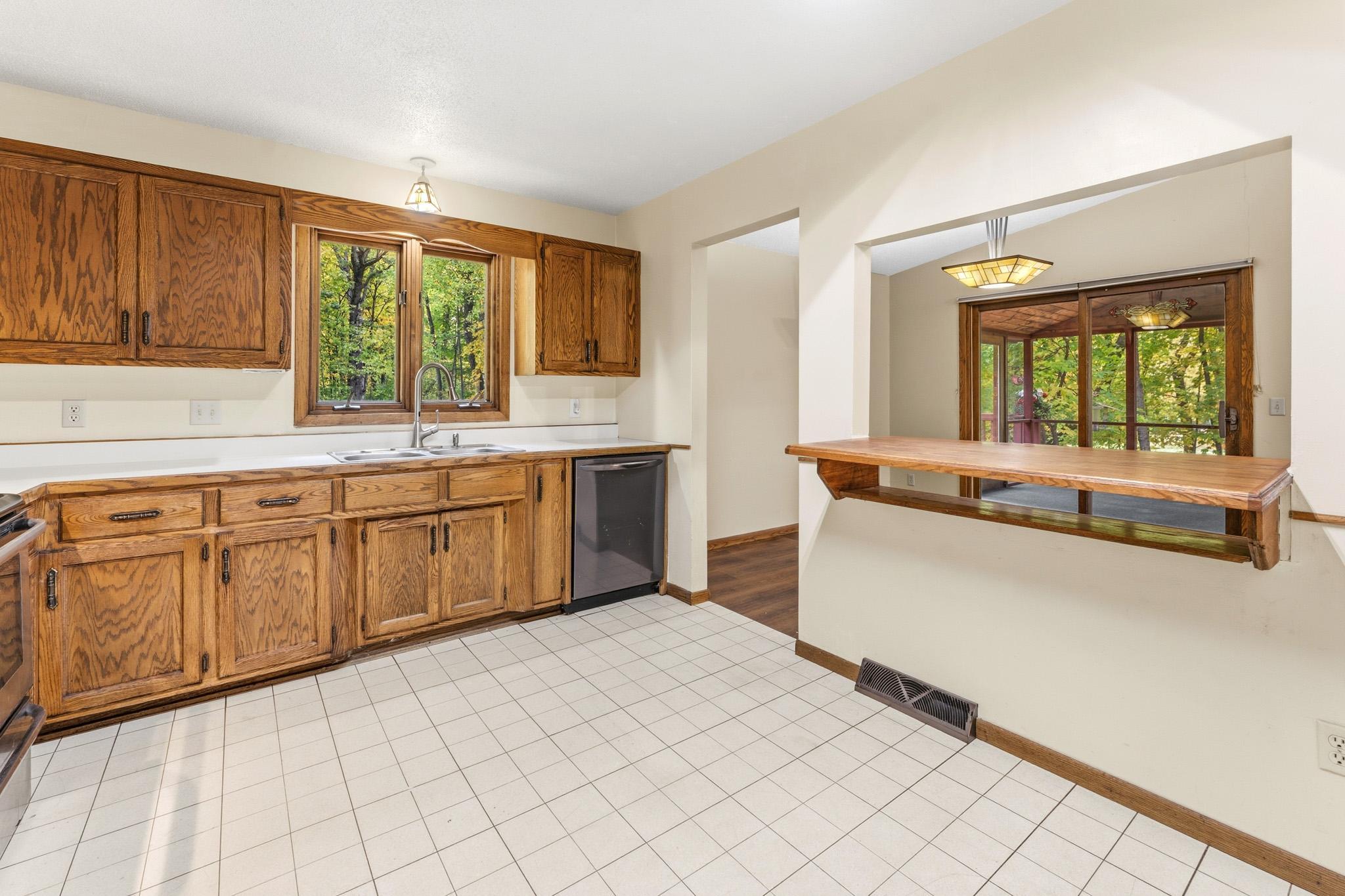 28957-LindenAve-28.jpg
