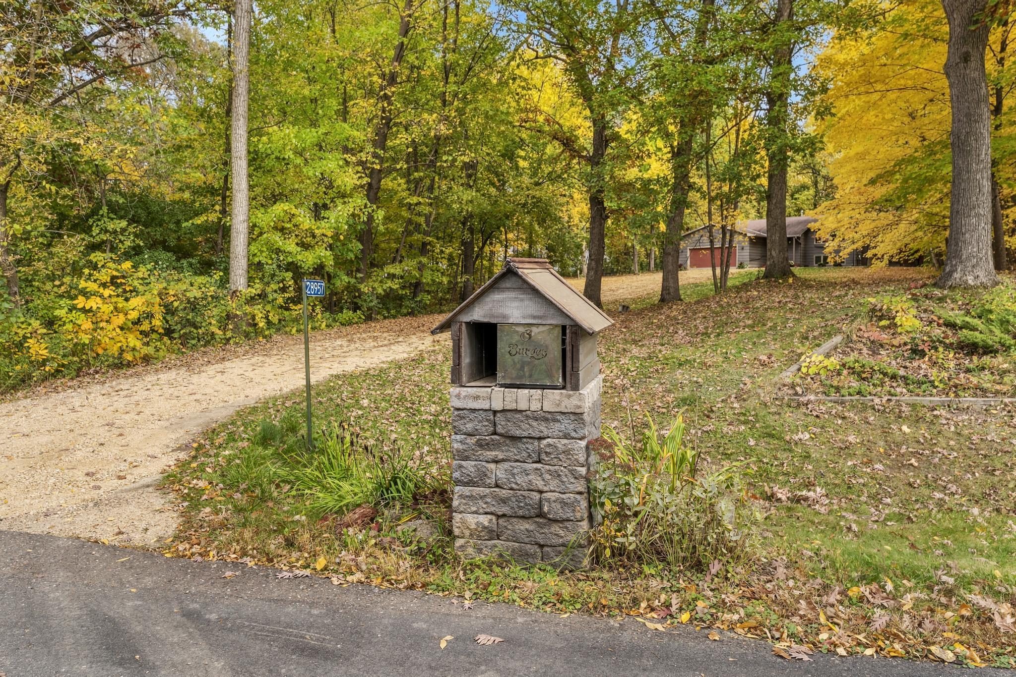 28957-LindenAve.jpg