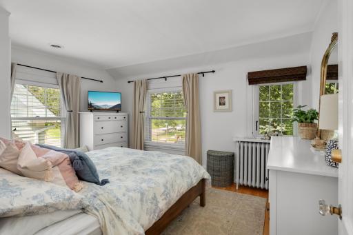 2194 Stanford Avenue, Saint Paul, MN 55105