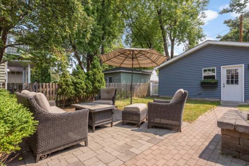 2194 Stanford Avenue, Saint Paul, MN 55105