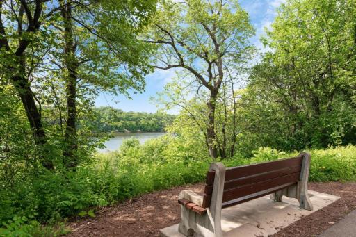 2194 Stanford Avenue, Saint Paul, MN 55105