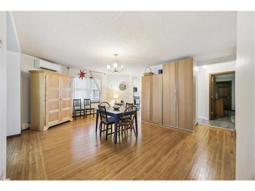1604 Elliot Avenue, Minneapolis, MN 55404