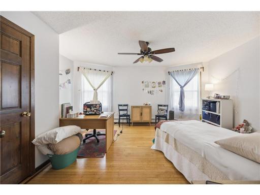 1604 Elliot Avenue, Minneapolis, MN 55404