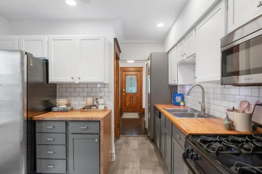 1557 Lafond Avenue, Saint Paul, MN 55104