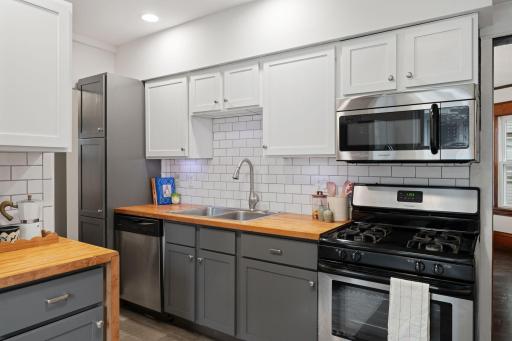 1557 Lafond Avenue, Saint Paul, MN 55104
