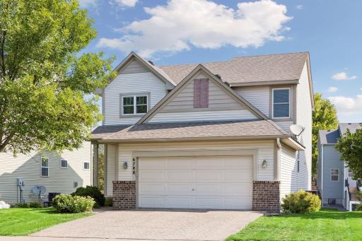 Gorgeous paver driveway to welcome you home!