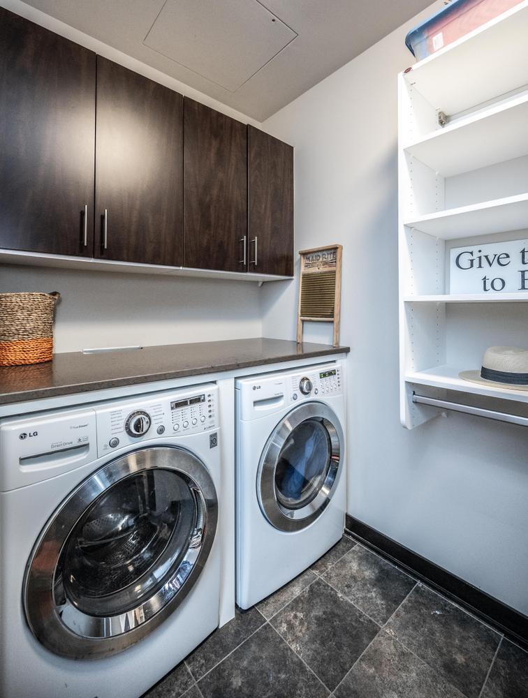 031-034-Laundry-756x1000.jpg