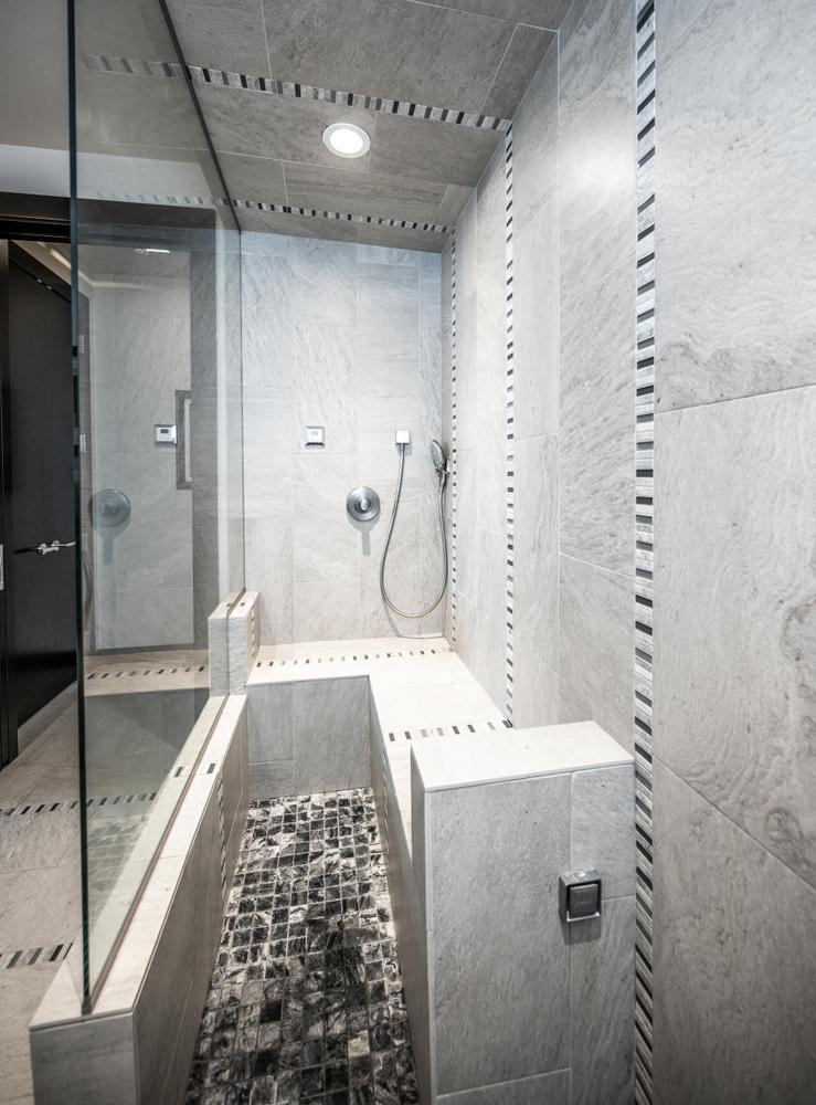 039-004-Primary Bath-740x1000.jpg