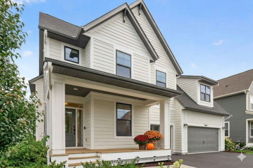 9960 Arrowwood Trail, Woodbury, MN 55129