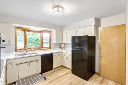 19293 forest blvd n - Web Quality - 010 - 10 Kitchen.jpg