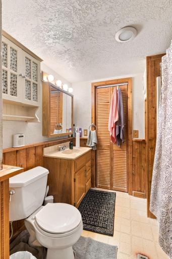 Main Bath