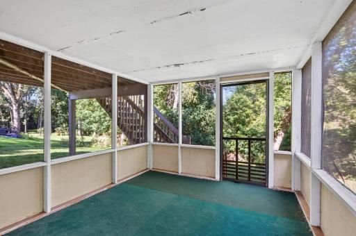 7631 Ontario Boulevard, Eden Prairie, MN 55344