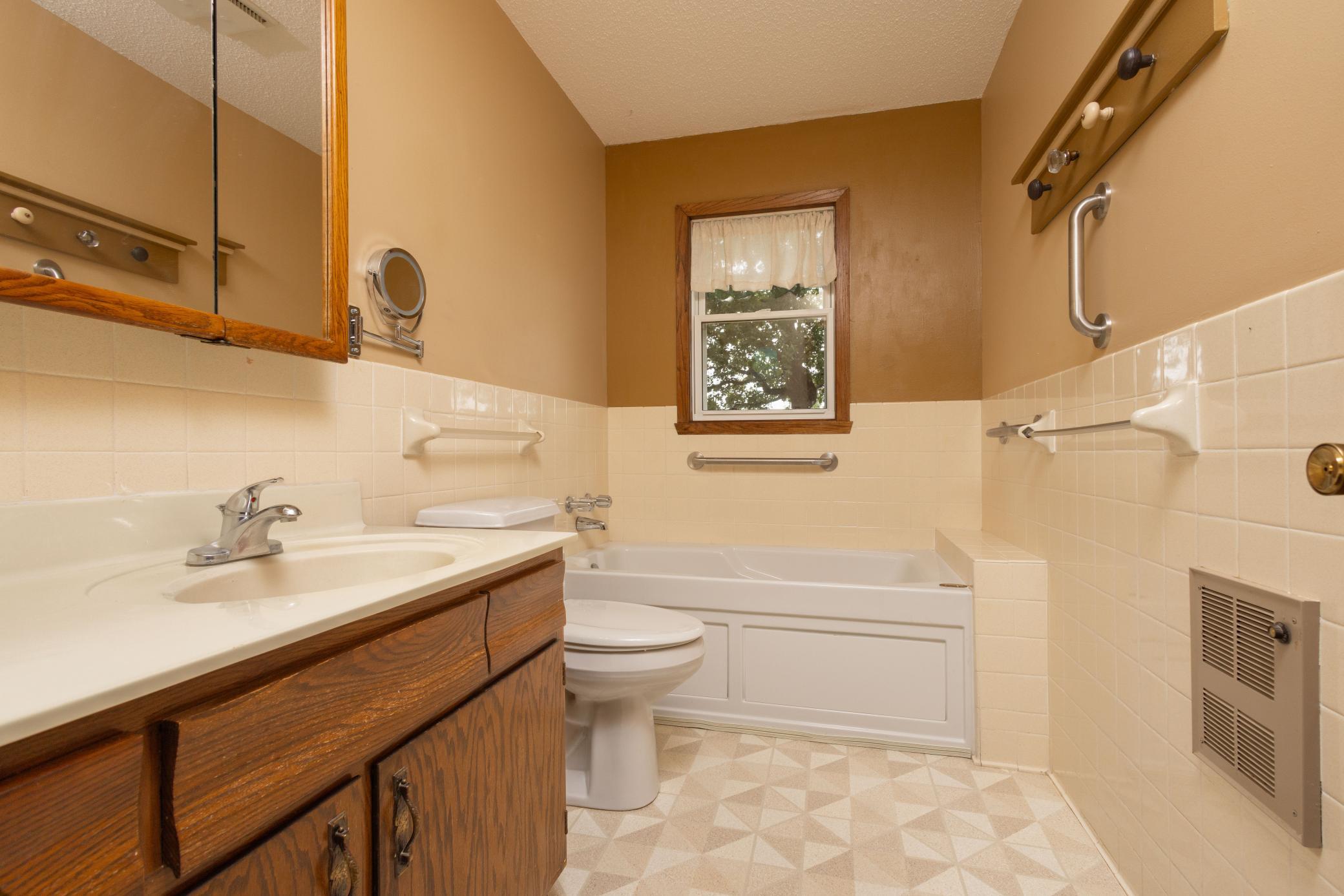 Main Floor Bathroom