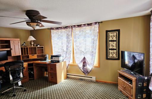 1909 Country Club Drive NE, Willmar, MN 56201