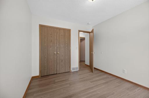 6463 Delilah Avenue, Inver Grove Heights, MN 55076