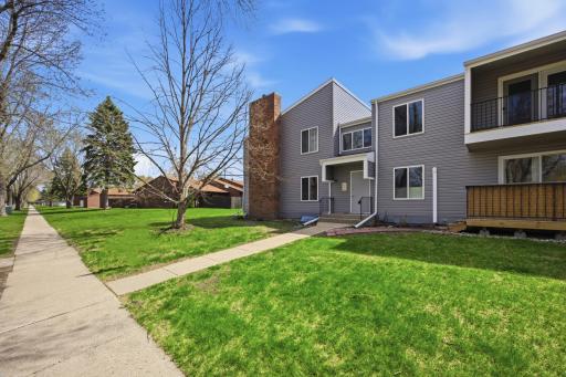 2440 15 Street S, Unit B104, Fargo, ND 58103