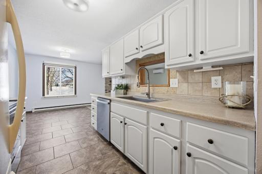 2440 15 Street S, Unit B104, Fargo, ND 58103