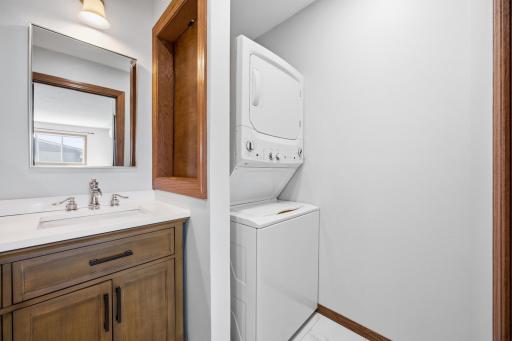 2440 15 Street S, Unit B104, Fargo, ND 58103