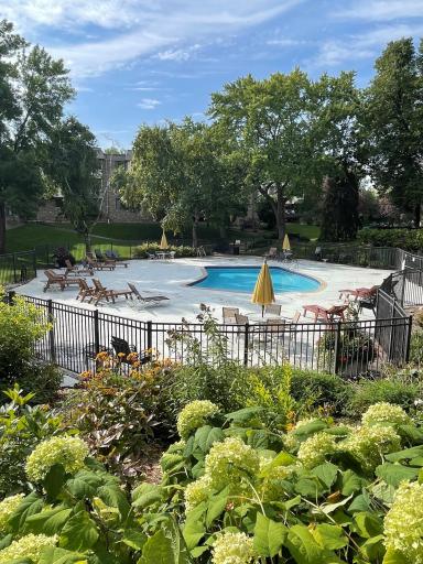 7500 Cahill Road, 311C, Edina, MN 55439